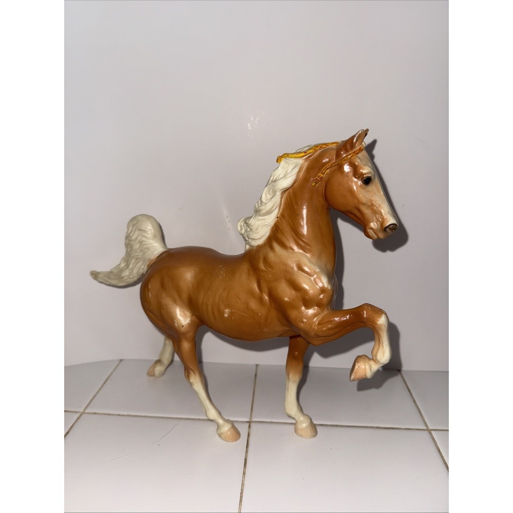 Vintage Breyer Horse #53 Commander Five Gaiter Palomino Saddlebred Model Toy